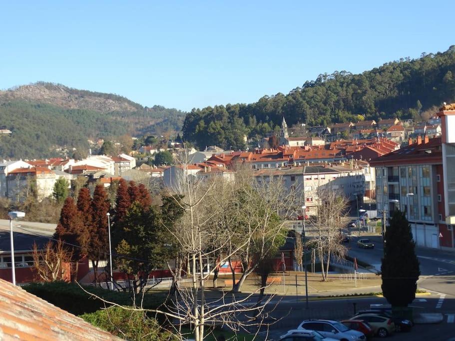 Casa De Lois A Un Paso De Vigo, Baiona, Playa America Y Portugal 贡多马尔 外观 照片
