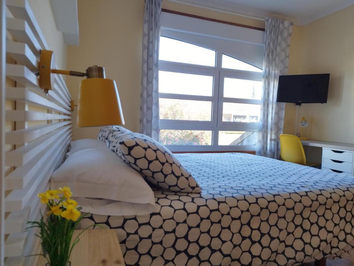 Casa De Lois A Un Paso De Vigo, Baiona, Playa America Y Portugal 贡多马尔 外观 照片