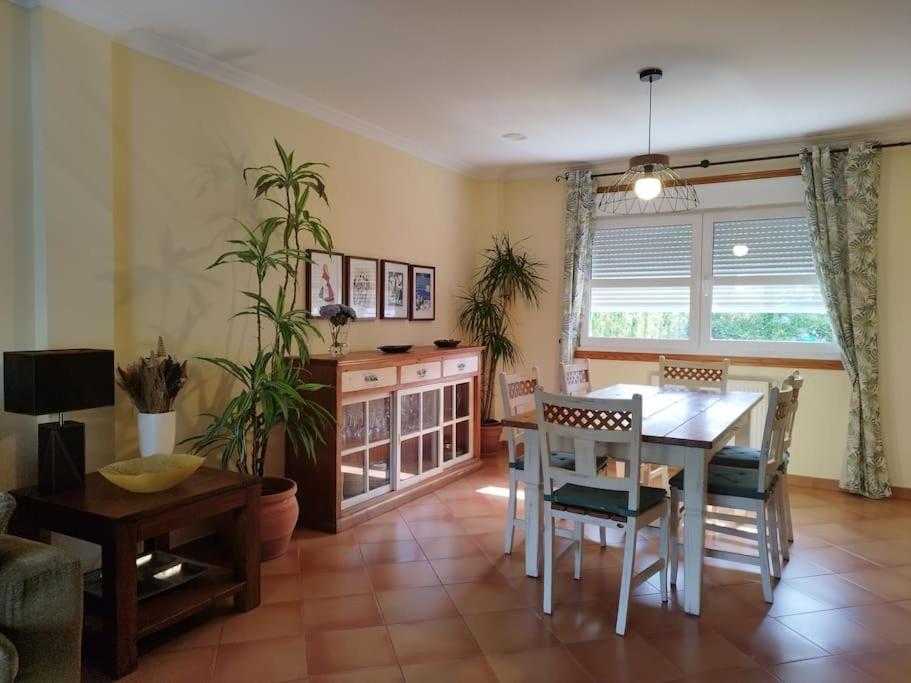 Casa De Lois A Un Paso De Vigo, Baiona, Playa America Y Portugal 贡多马尔 外观 照片